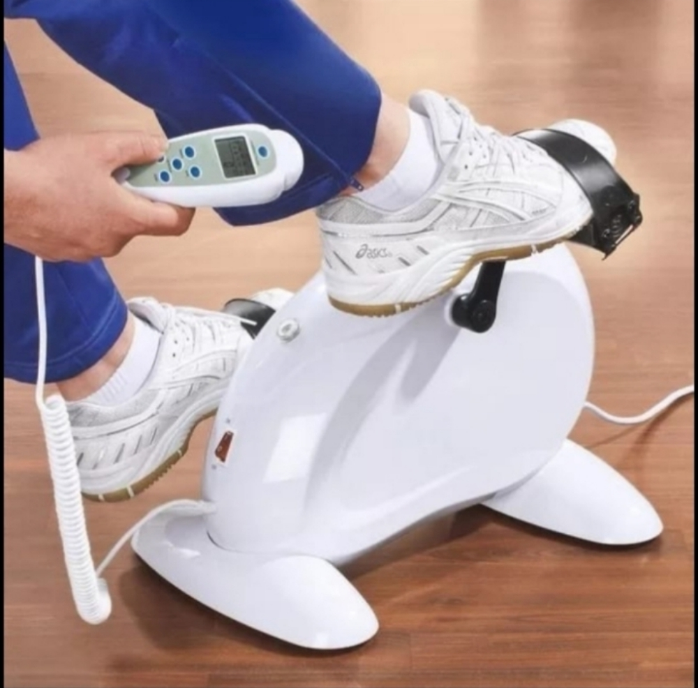 Rehabilitation exercise bike leg - 1