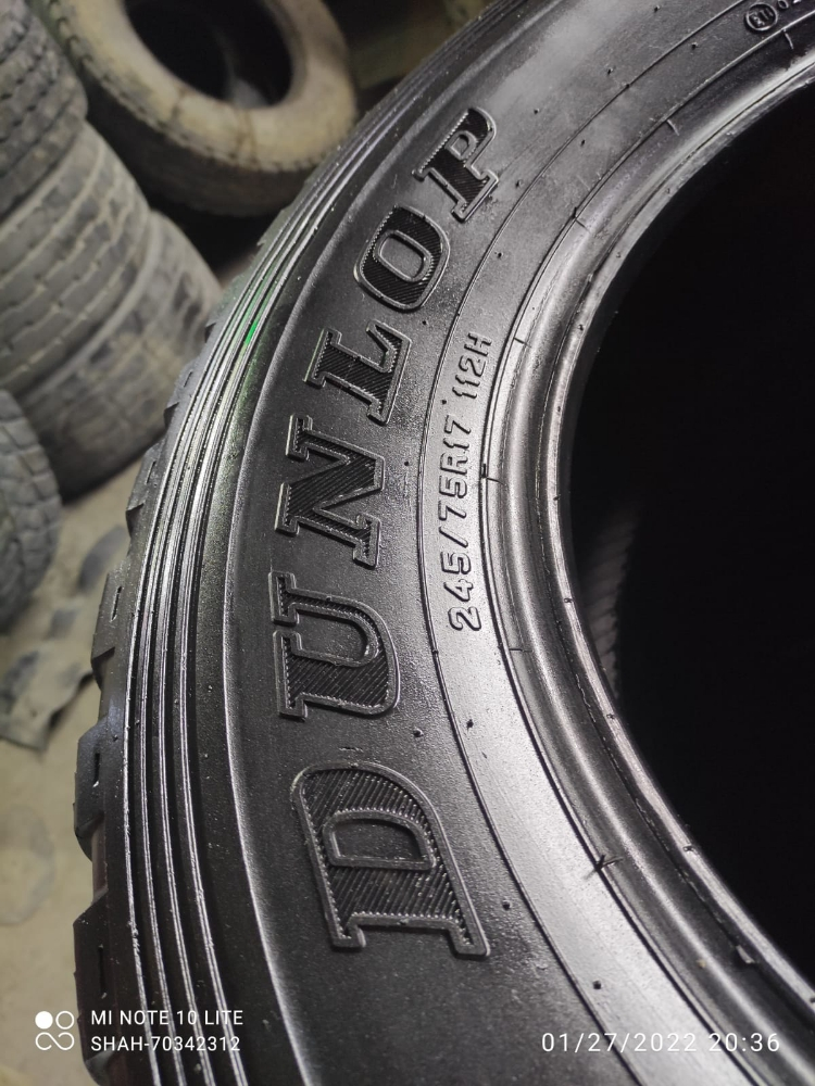 245/75/17"Dunlop - 2