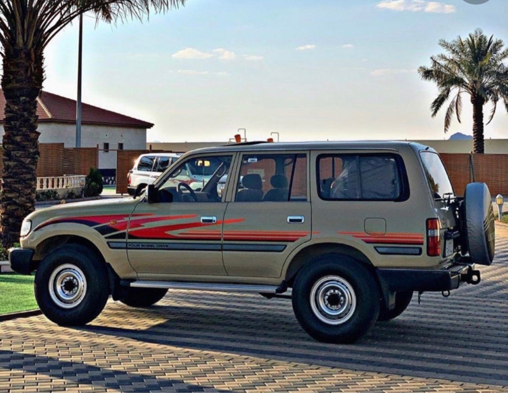 toyota landcruiser 1997 lines - 2