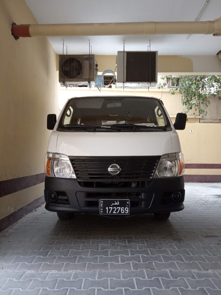 Nissan urvan - 2