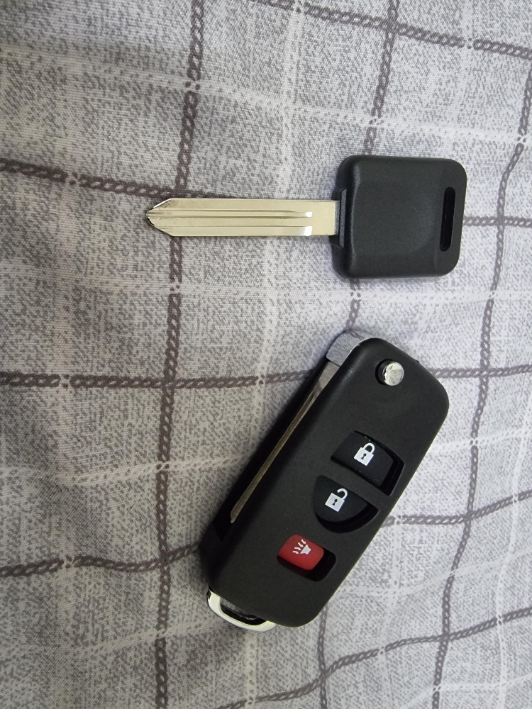 Nissan key - 1