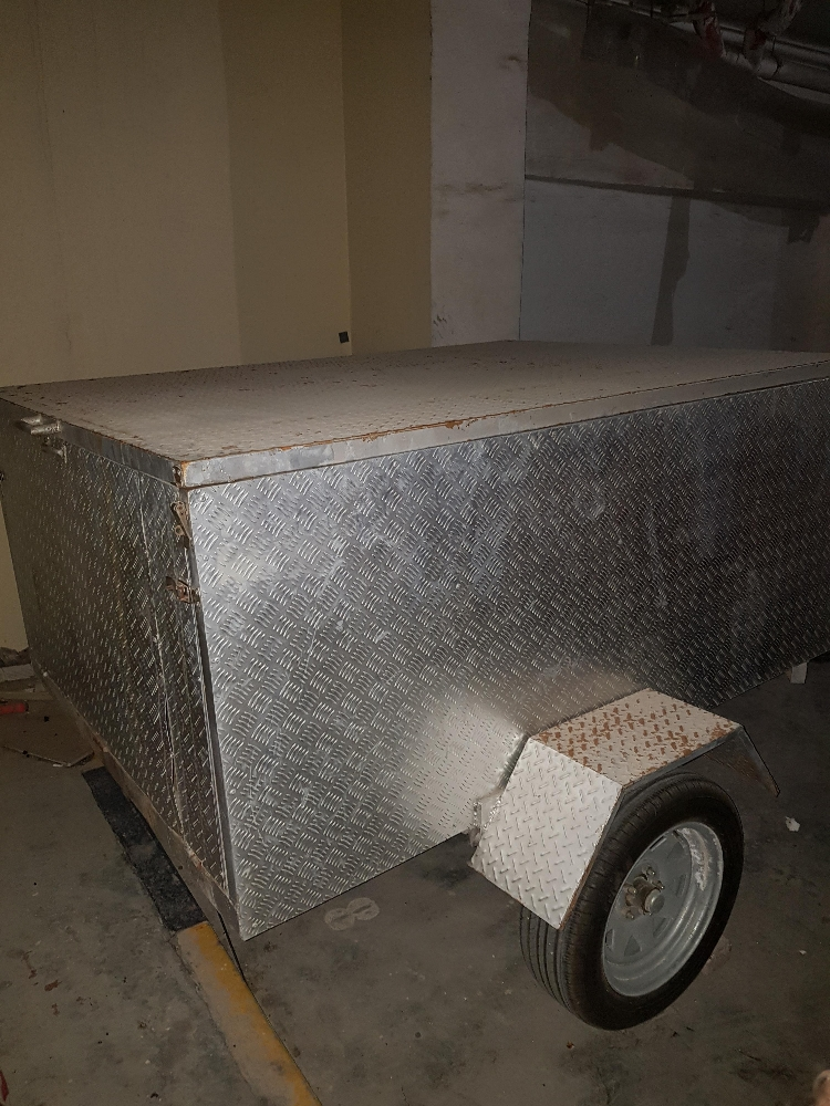 trailer in good condition - 7