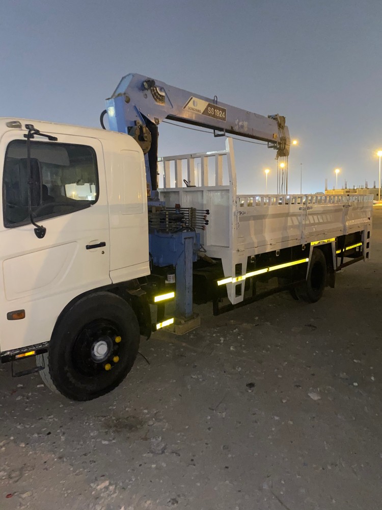 available cranes nd Bomtrack  - 1