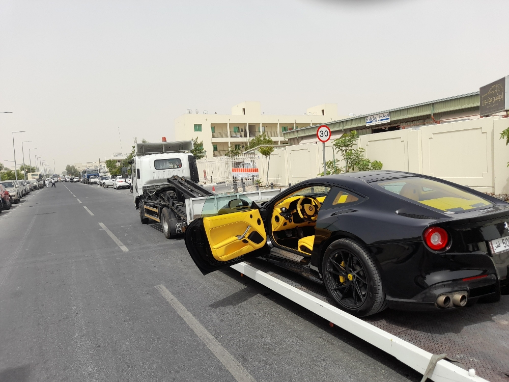 full dawon for carrying cars. - 1