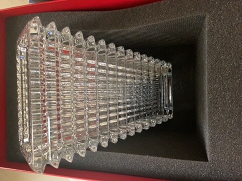 baccarat rectangular vase  - 1