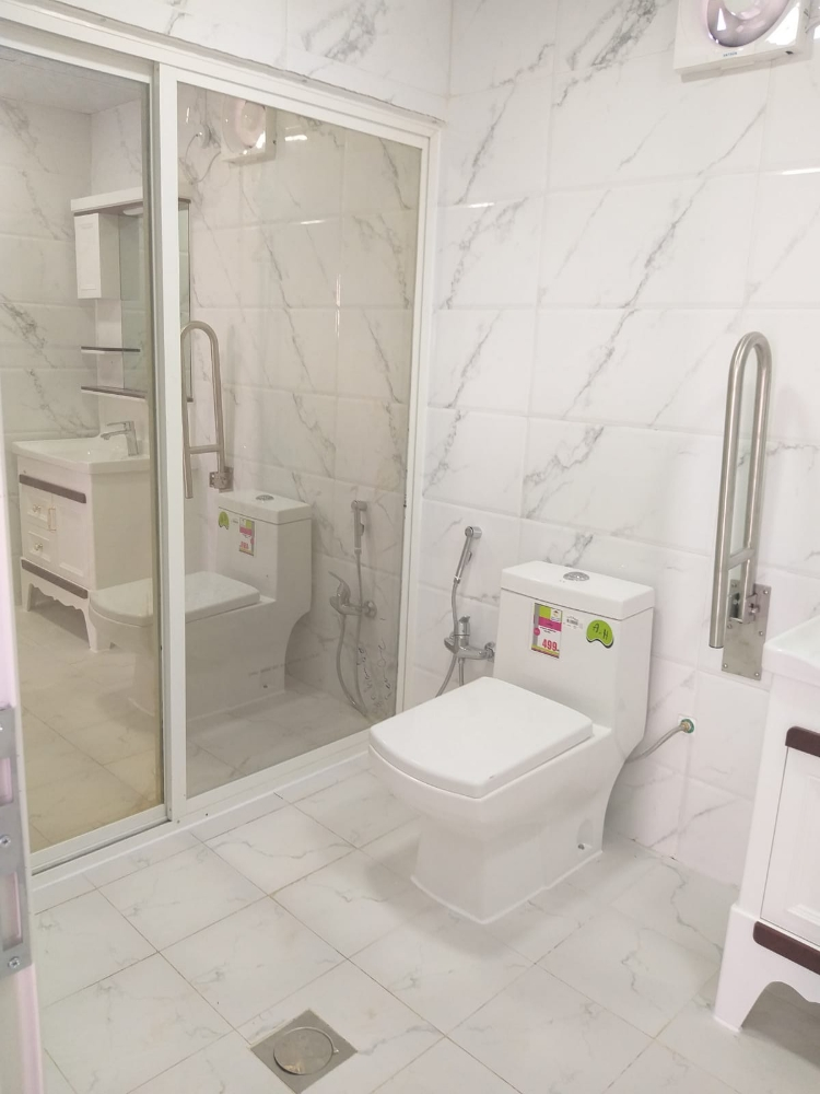 cabin,kitchen toilet - 3
