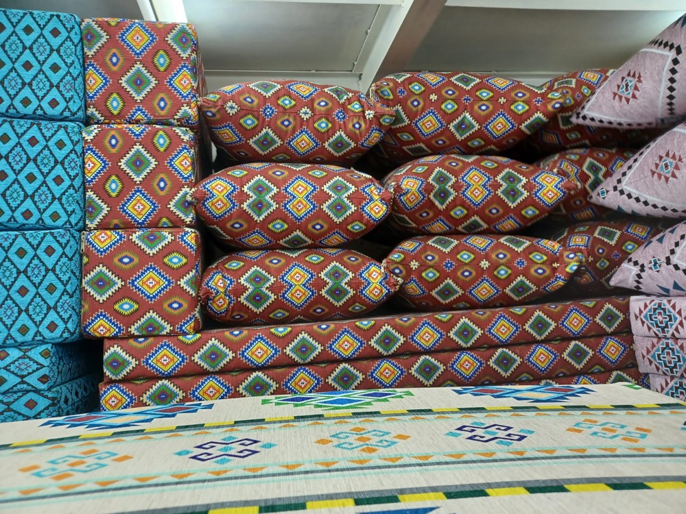 لوحات أرضية جاهزة - 3