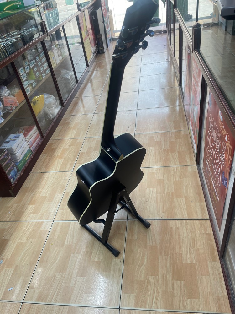 guitar 41”new - 6