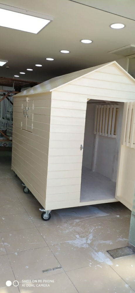 dog house - 1