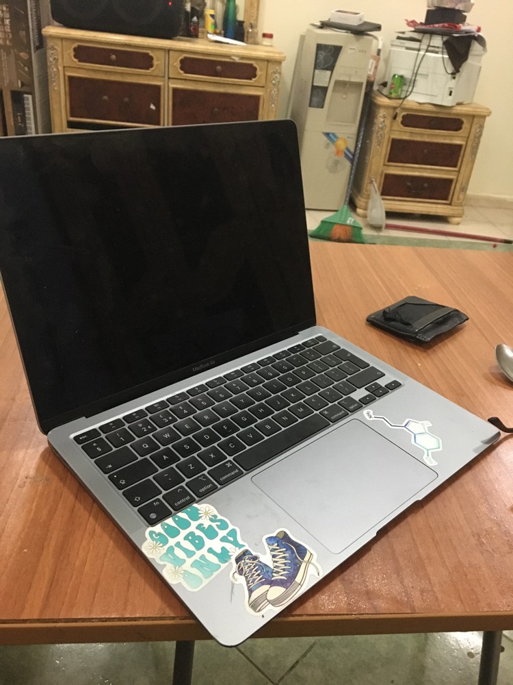 MacBook Air 2020 - 1