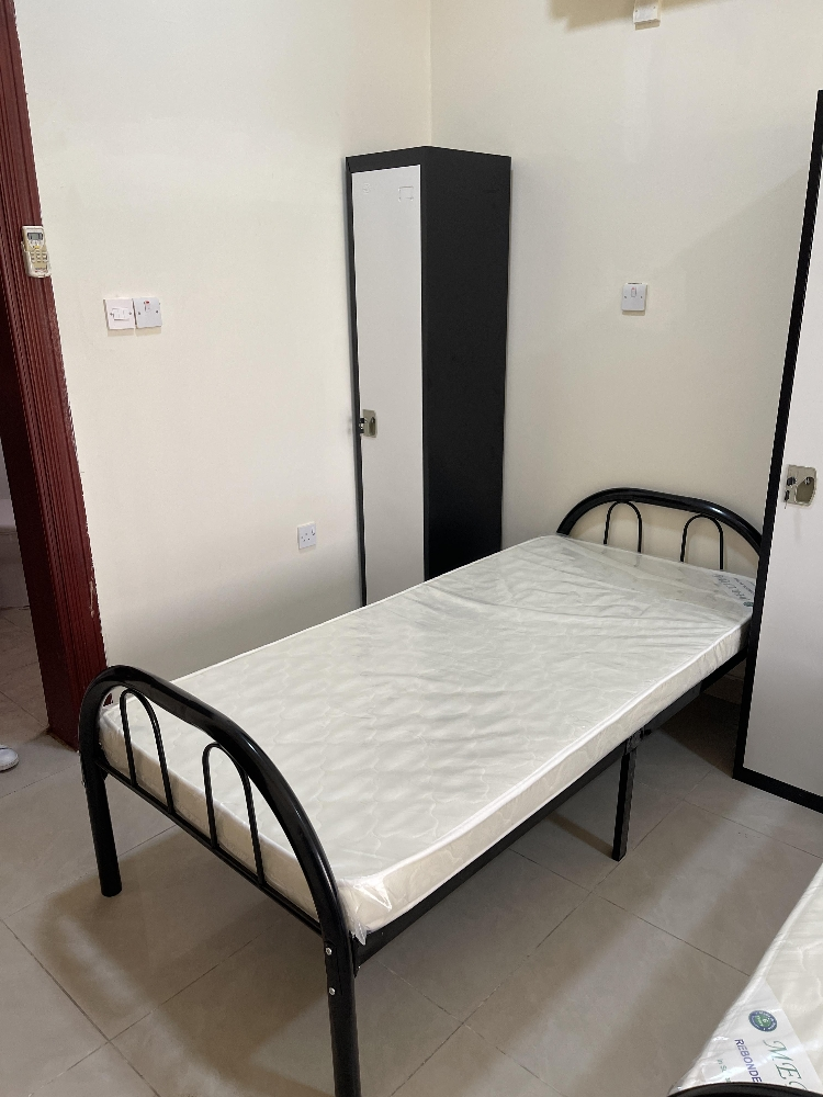New Steel & Wooden Bed, Wardrobe - 1