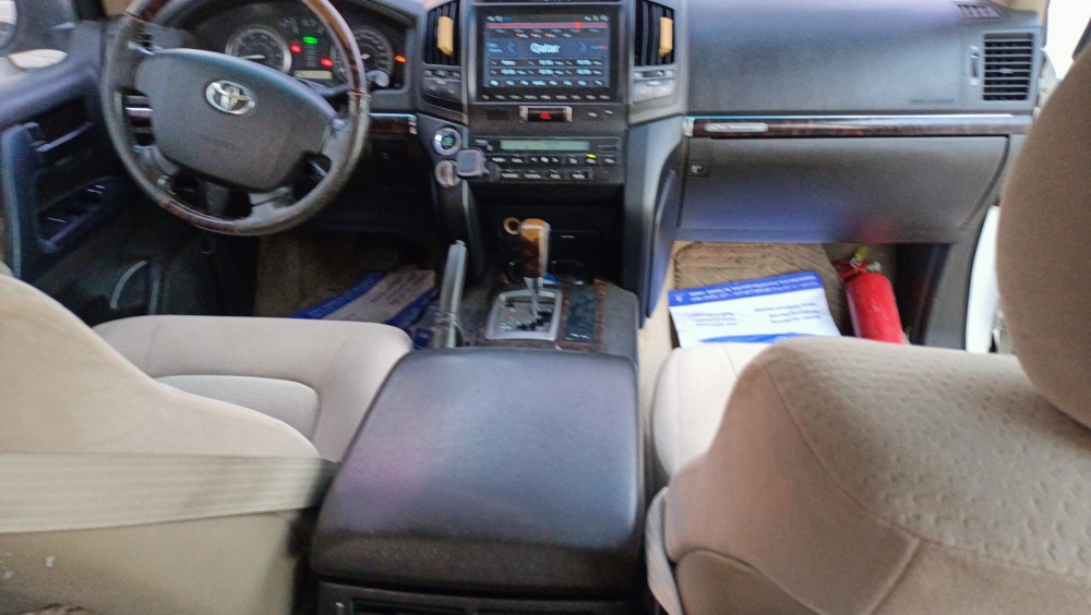 Gxr. V8 2011 - 6