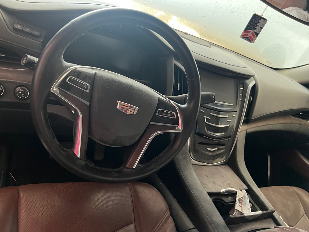 Cadillac Escalede 2015 scrap - 5