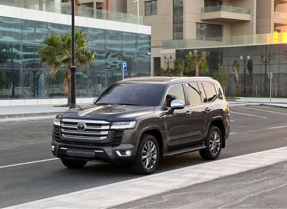 VXR Land Cruiser 2022  - 1