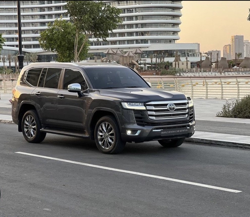 VXR Land Cruiser 2022  - 2