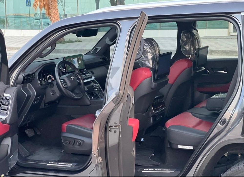 VXR Land Cruiser 2022  - 3