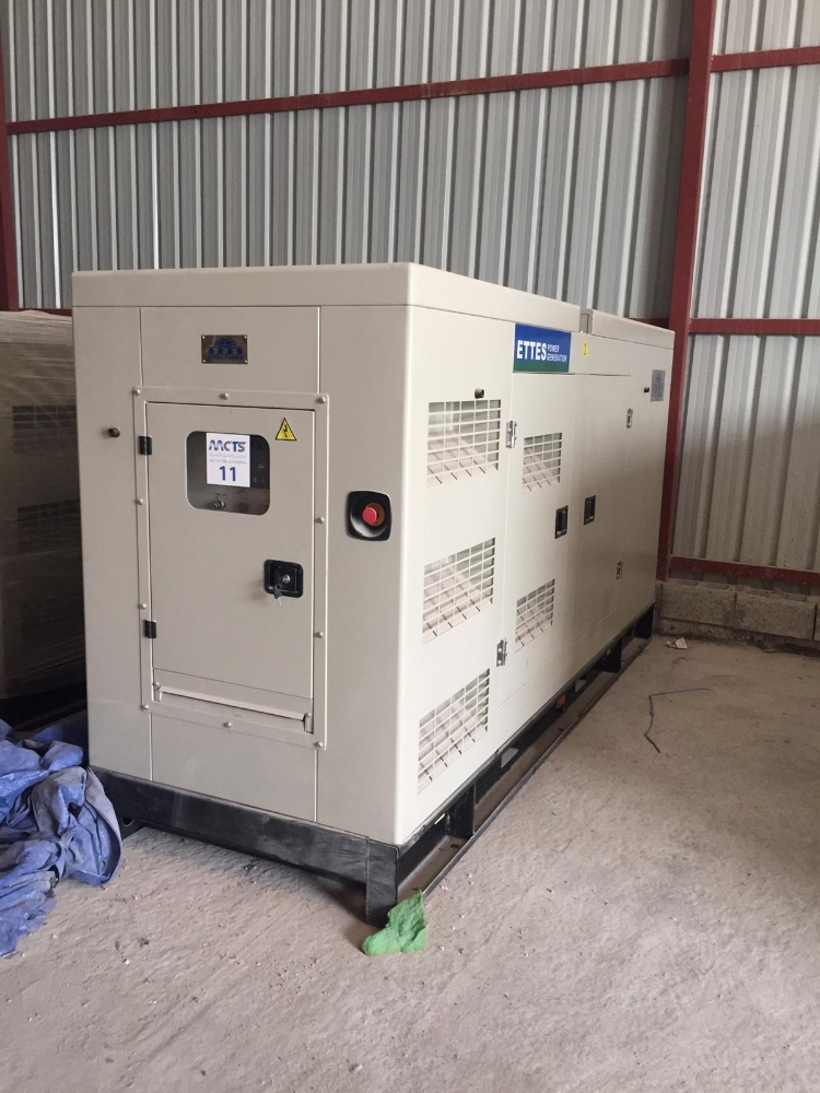 فحص وتشغيل مولدات وبرمجة كمبيوتر - 6