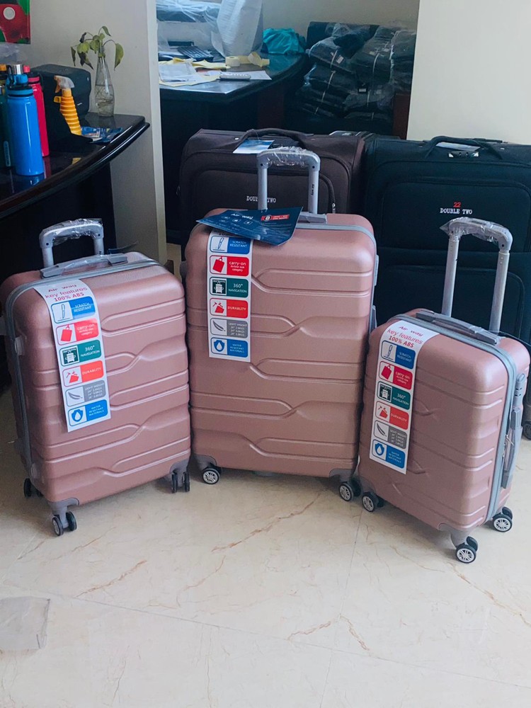 Trolly bag 3pcs combo  - 7