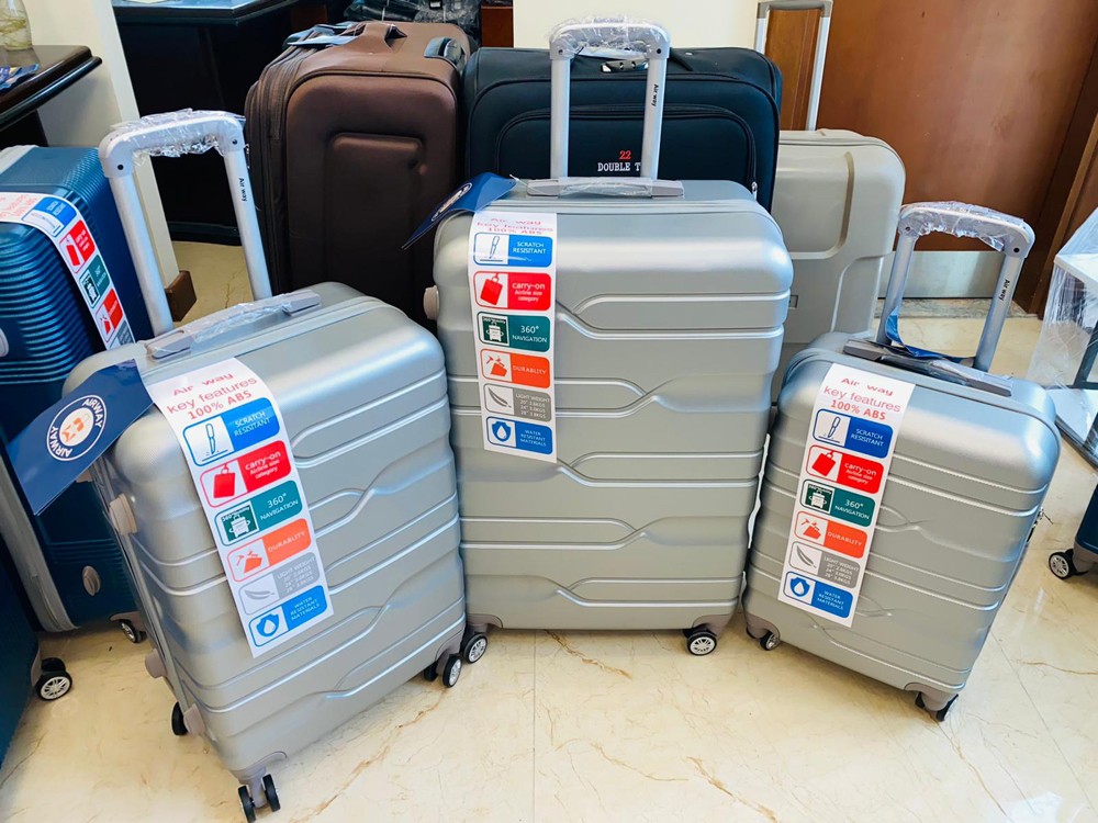 Trolly bag 3pcs combo  - 5