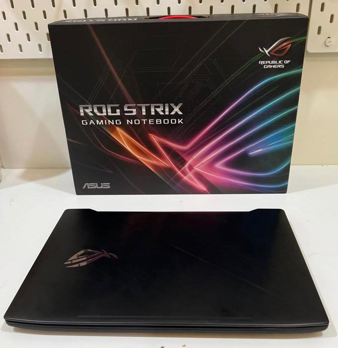 ASUS ROG STRIX gaming laptop - 2