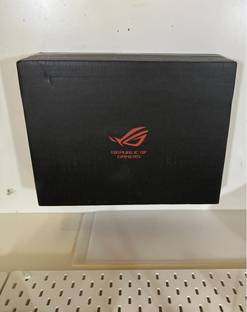 ASUS ROG STRIX gaming laptop - 5