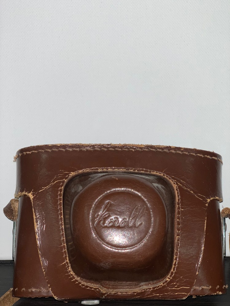 Vintage film camera 1951 - 7