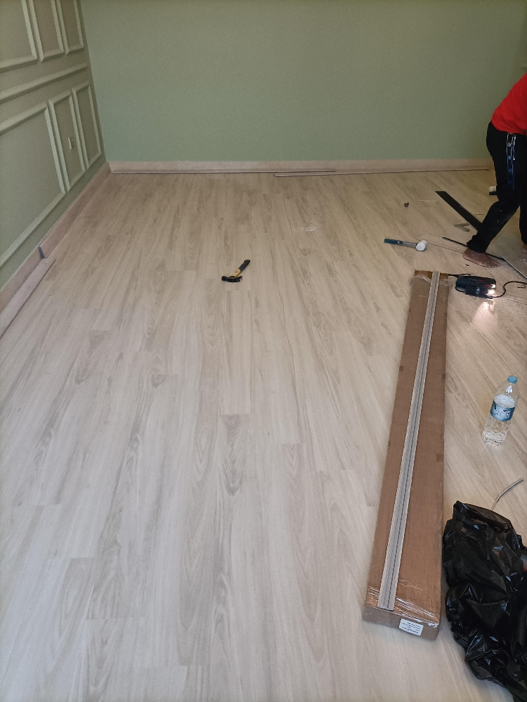 8mm laminate wooden flooring - 8