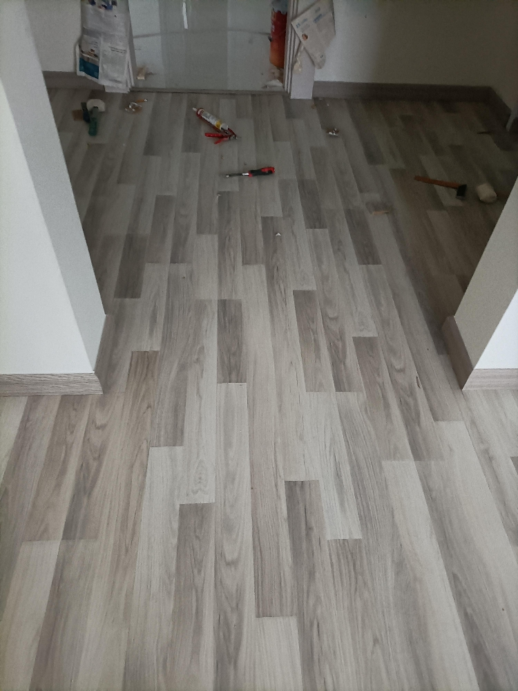8mm laminate wooden flooring - 6