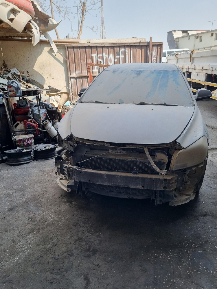 للبيع قطع غيار فقط شفر ماليبو - 2
