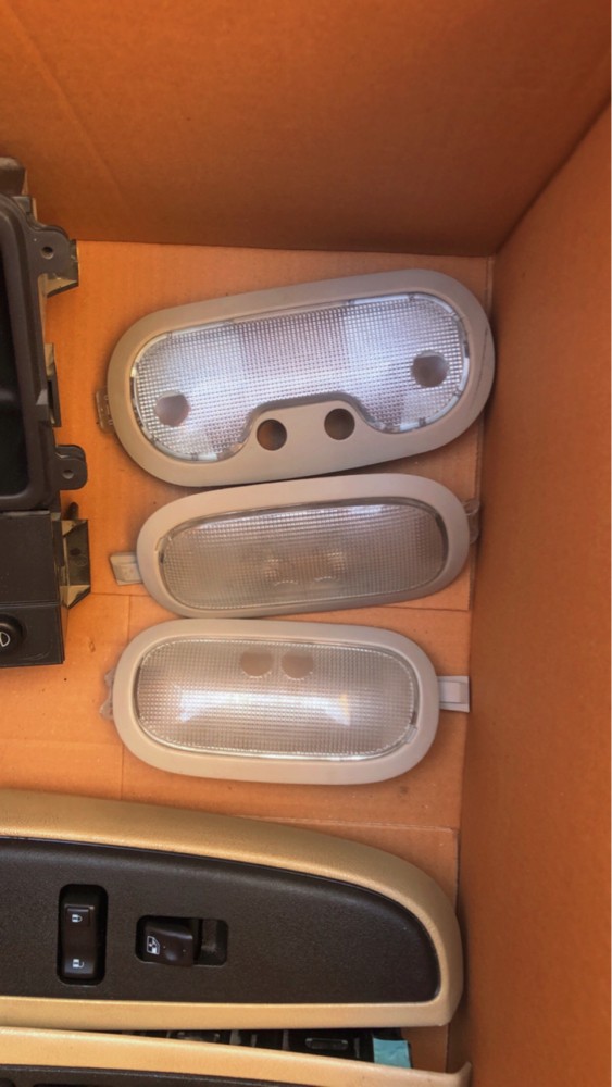 GMC Sierra all interior parts - 5