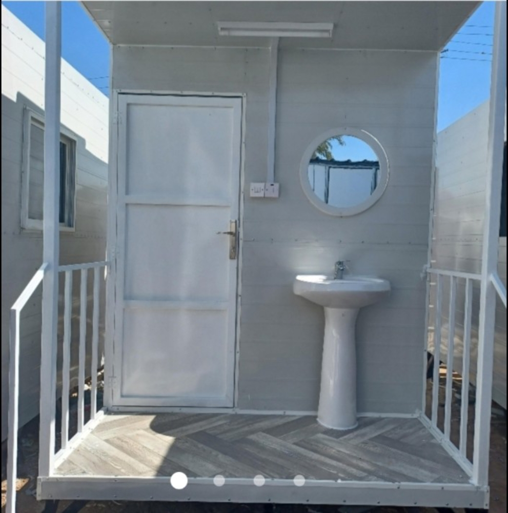 Caravan, Toilet, Cabin & Kitchen - 3