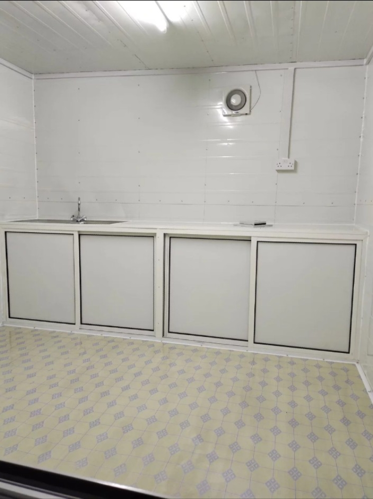 Caravan, Toilet, Cabin & Kitchen - 4