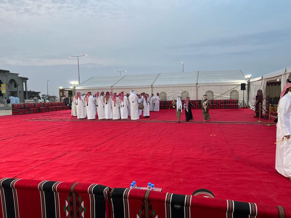 بيت شعر جميع المقاسات - 10