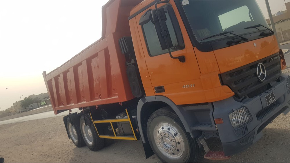 dumper truck - 1