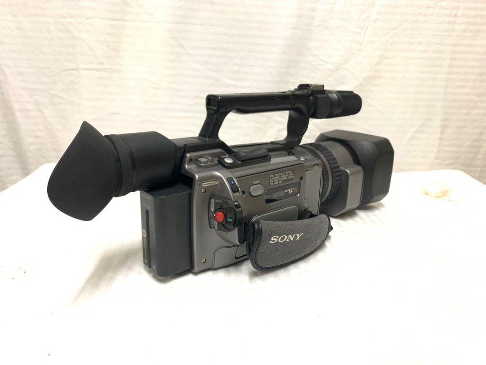 SONY DCR-VX2100 3CCD MiniDV - 9