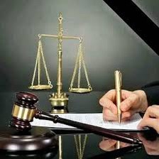 دكتور جامعي لتدريس مواد القانون - 1
