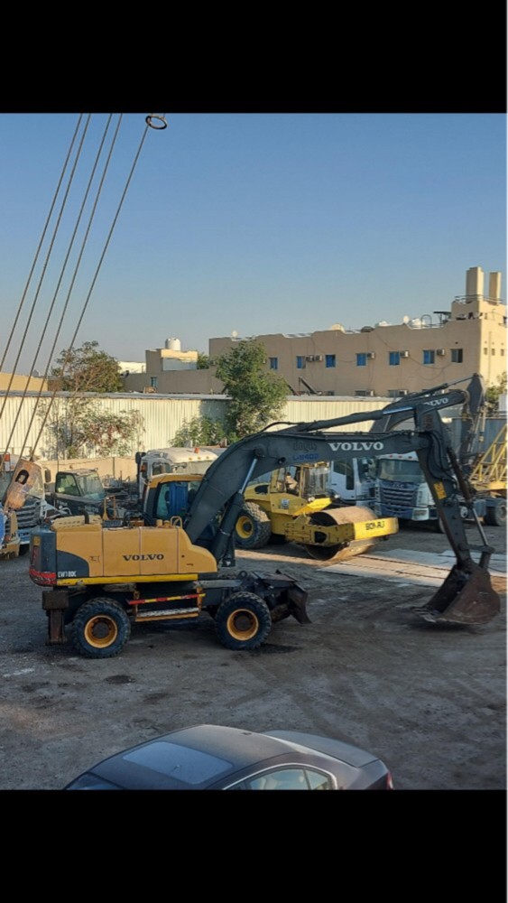 ايجار حفاره تاير ٢٠ طن - 2