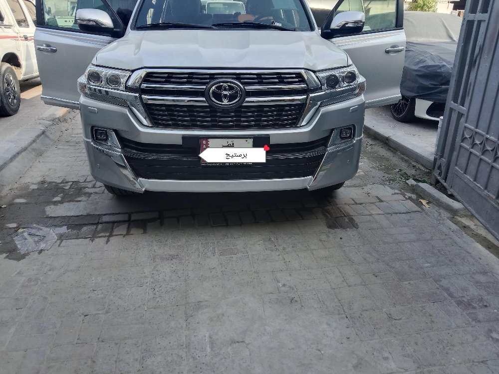 prestige Garage — photo 1 for sale in Qatar