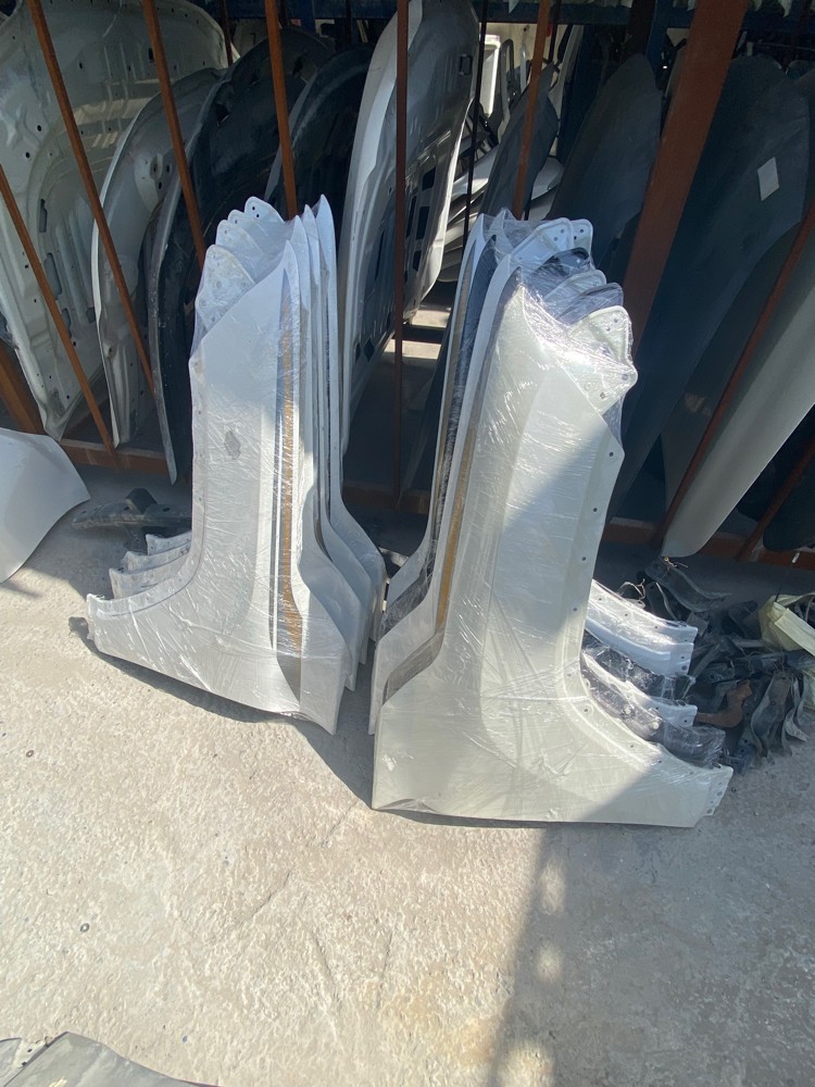 company paint fender 2022 - 1