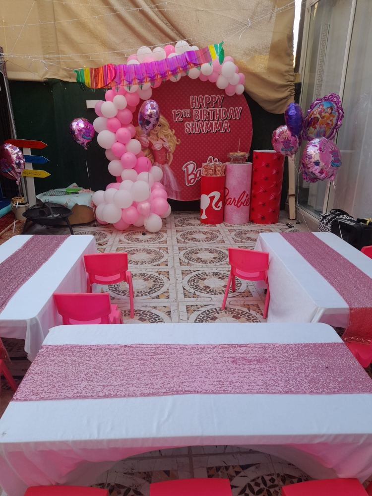 Barbie theme and all themes - 8