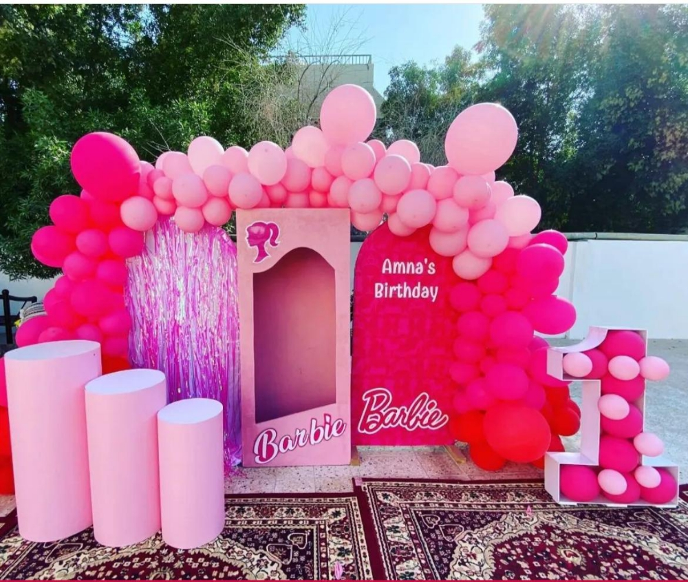 Barbie theme and all themes - 6