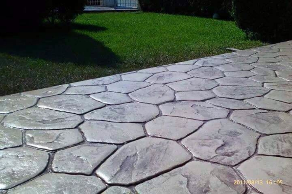 Stamped and colored concrete - 3