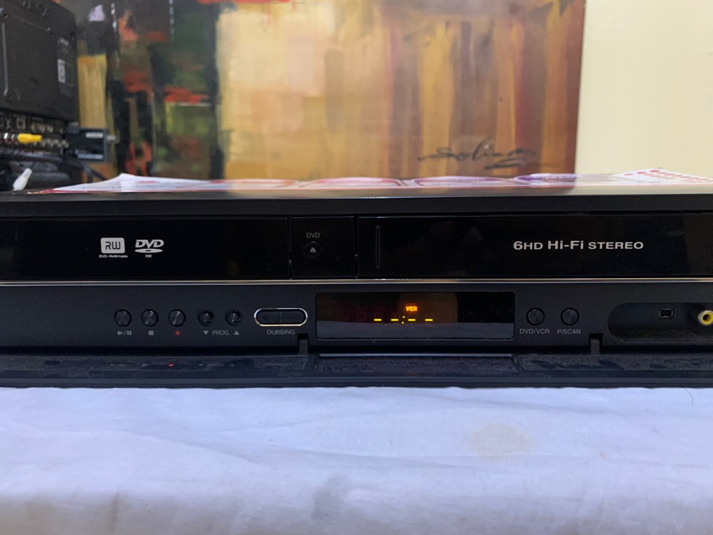 RC 388 LG VHS AND DVD - 5