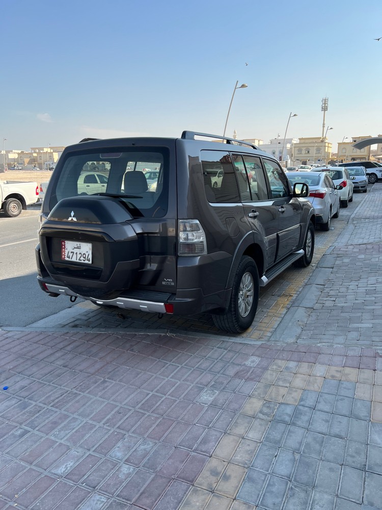 Family Used Pajero for sale - 2
