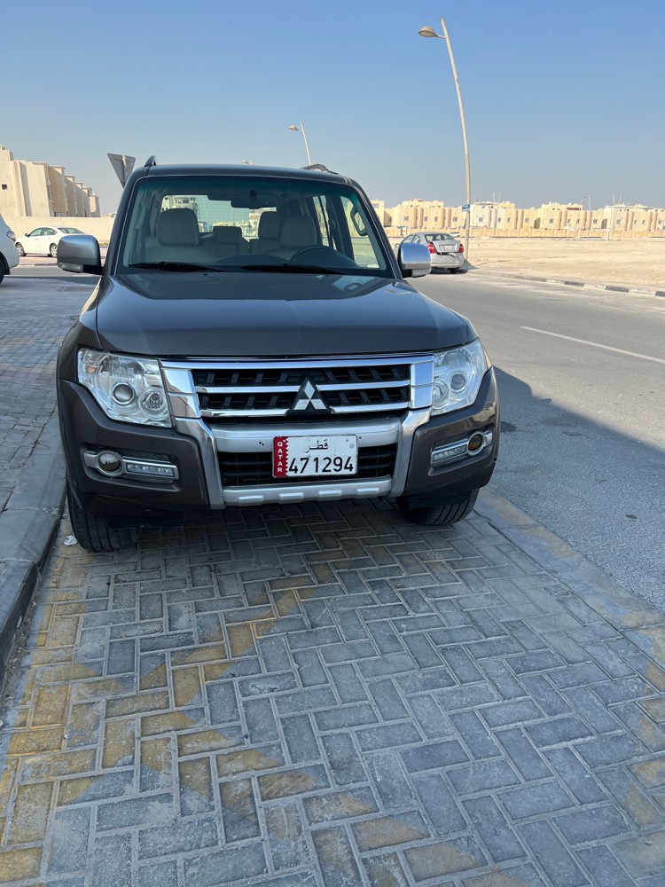 Family Used Pajero for sale - 4