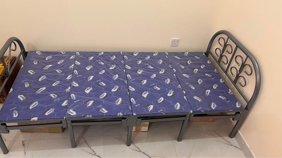 New Single metal and wooden Bed - 12