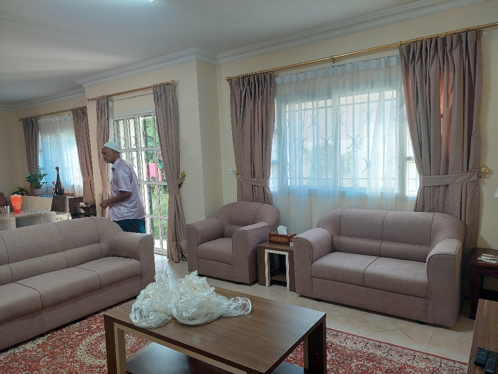 NIZAM MIAJEE furniture - 3