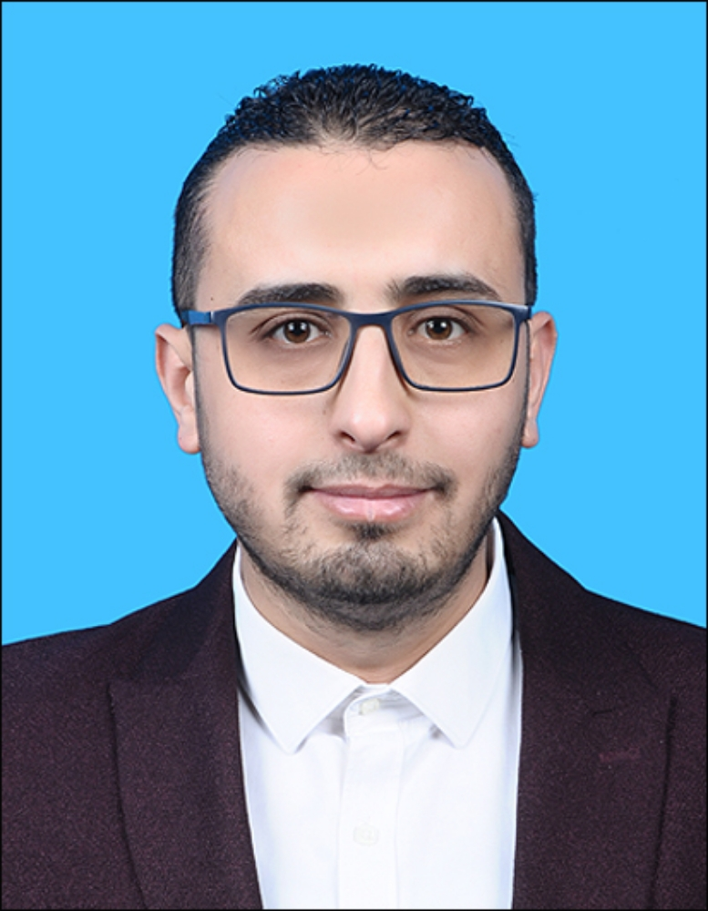 صحافي ذو خبرة - 1