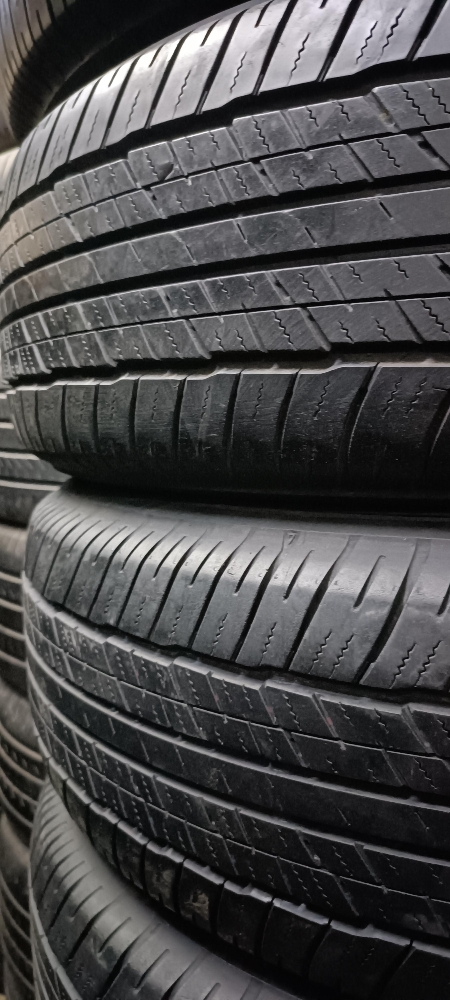 265/70/18"Dunlop tyre - 1
