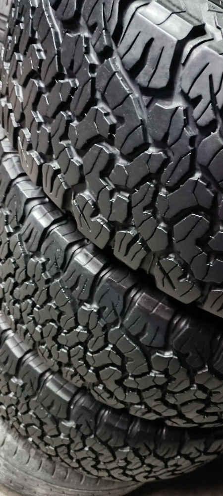 285/70/17"all-terrainTyre - 3